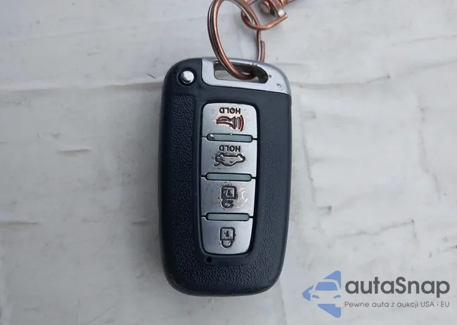 KMHGC4DD3CU178908: 43565782