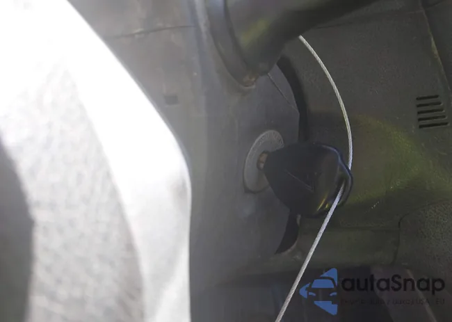 5Y2SP67009Z438068: 43565041