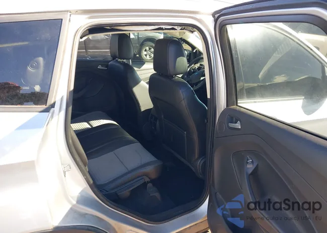 1FMCU0GD5HUD19467: 43565279