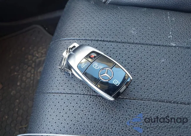 WDDZF4KB4JA354178: 43565308