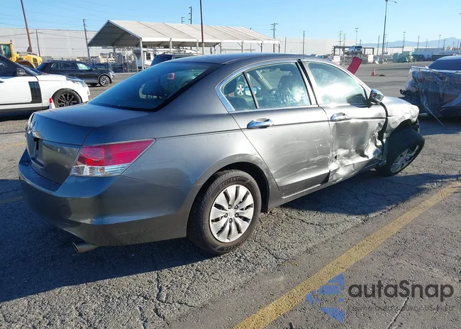 1HGCP26389A077147: 43566423