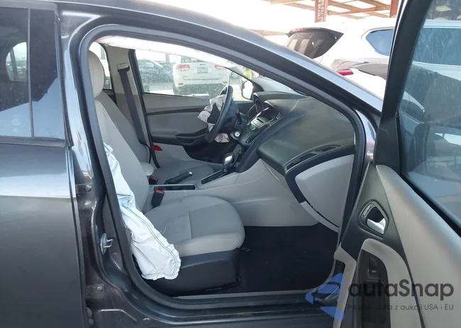 1FADP3F29GL384057: 43566673