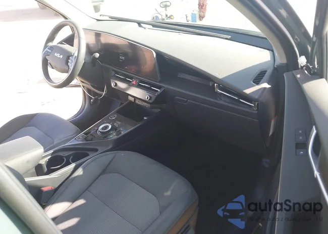 KNDCR3L13S5144043: 43566701