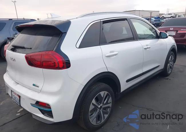 KNDCE3LG7N5124981: 43566765