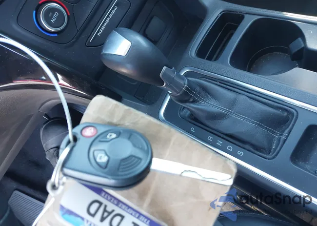 1FMCU0GD0HUE97433: 43566902