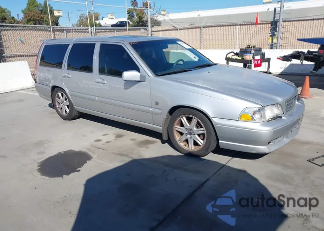 YV1LW53D7X2602006: 43566124