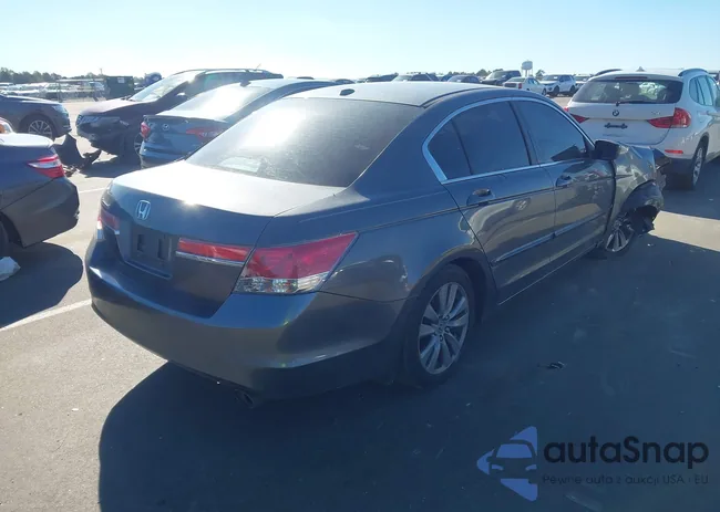 1HGCP2F84CA131241: 43566209