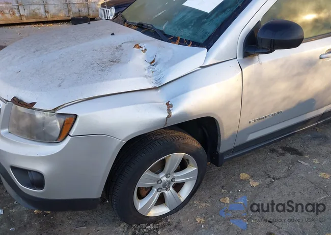 1C4NJDBB6ED518641: 43567448