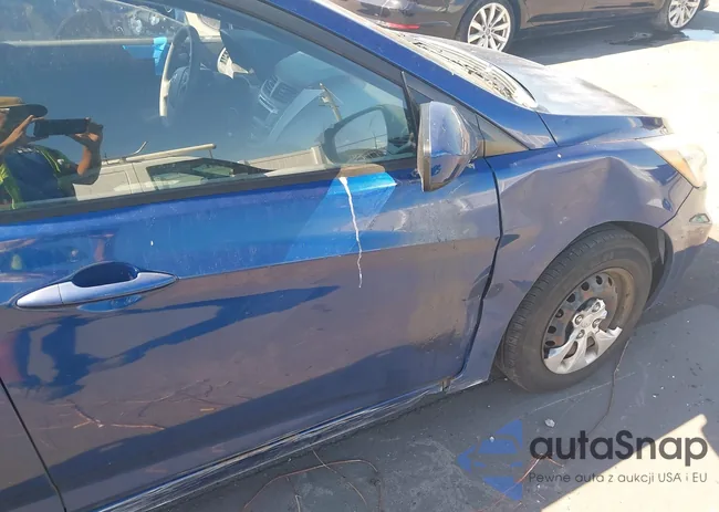 KMHCT5AE1GU261034: 43567470