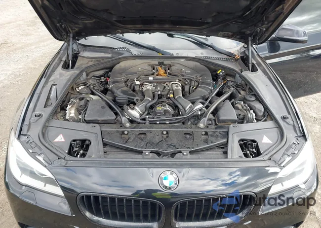 WBAKP9C5XGD980126: 43567631