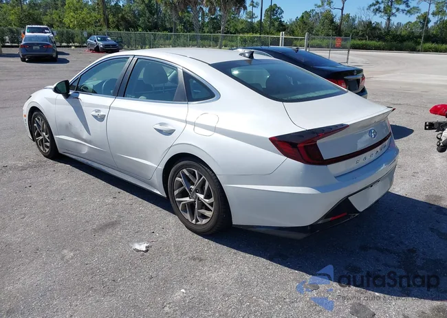 KMHL64JA6MA163872: 43567866