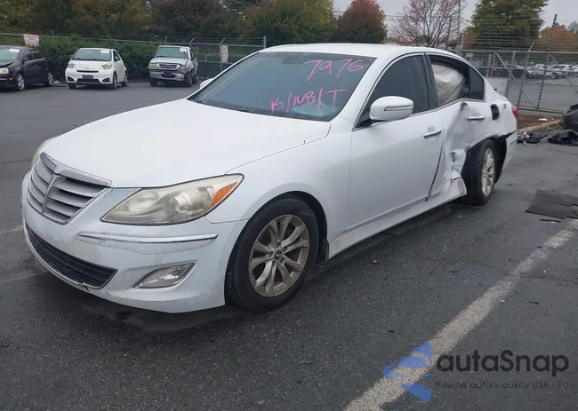 KMHGC4DD8DU257976: 43567020