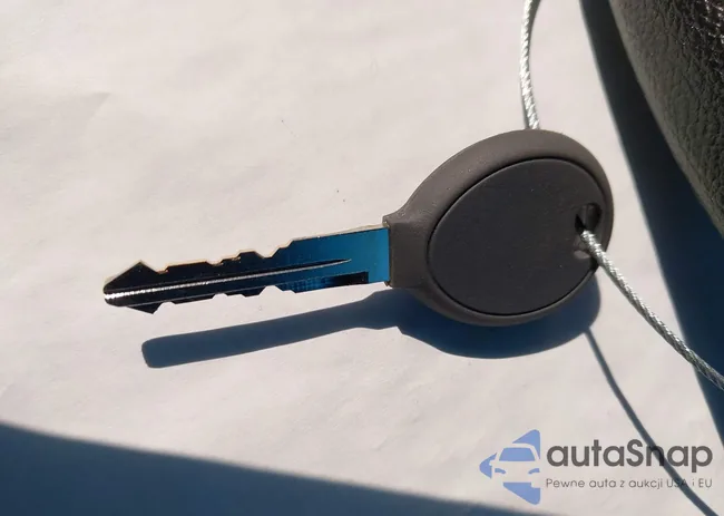 1C3CCBAB3DN686189: 43567226