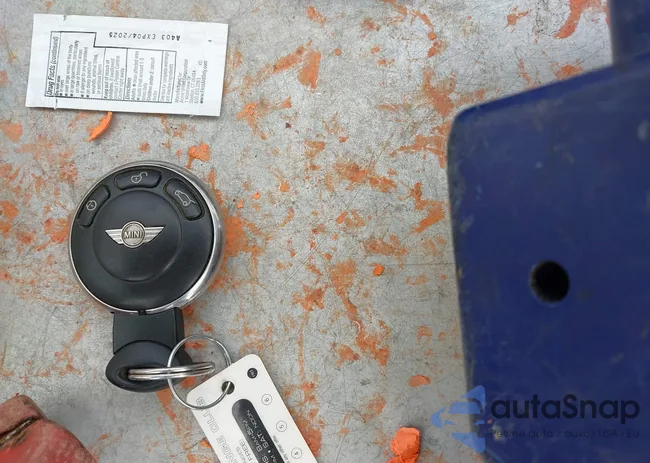 WMWZC5C5XDWM15412: 43567231