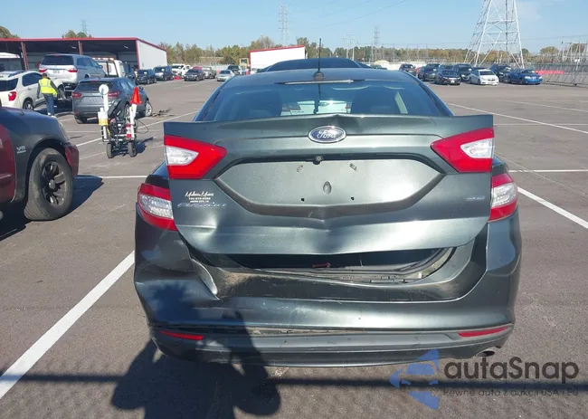 3FA6P0H72FR131937: 43568357