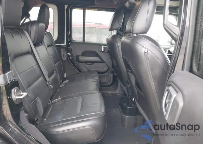 1C4HJXEN3LW242876: 43568447