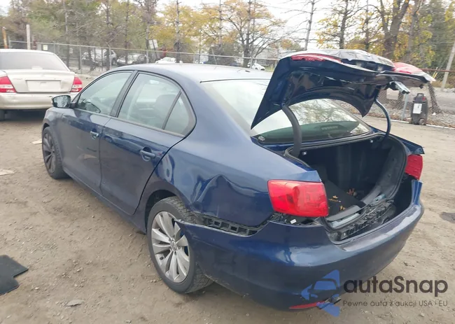 3VWDZ7AJ4BM067513: 43568532