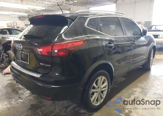 JN1BJ1CR9HW143935: 43568566