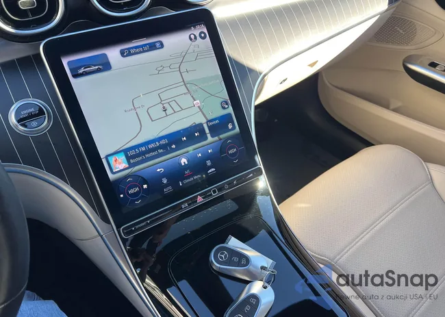 W1KAF4HB2NR017214: 43568580