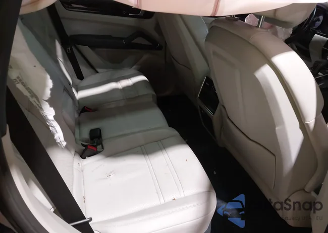 WP1AB2AY4KDA62624: 43568710