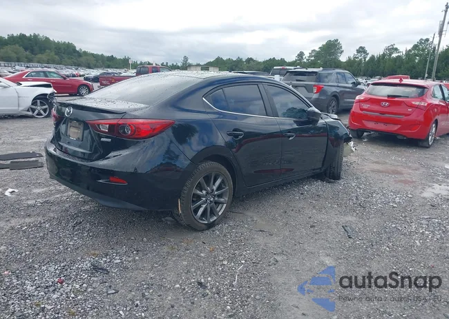 3MZBN1V39JM160070: 43568789