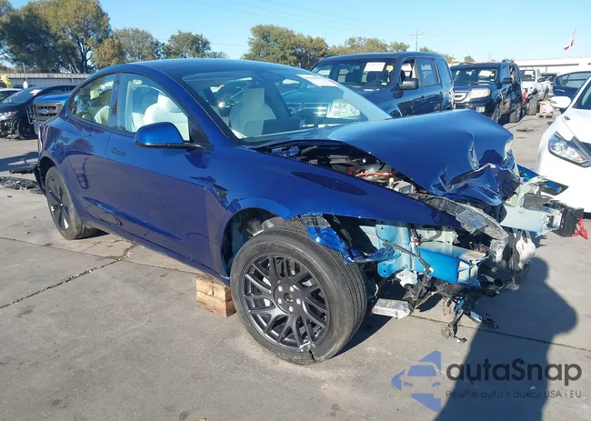 5YJ3E1EA4SF045775: 43568832