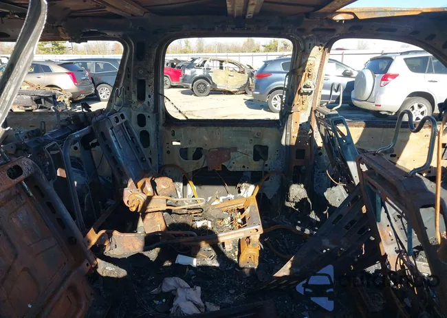 1GKS2MEF8CR328360: 43568831