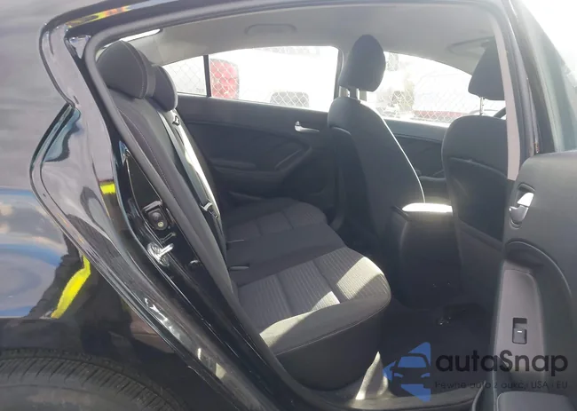 3KPFL4A78JE203229: 43568880