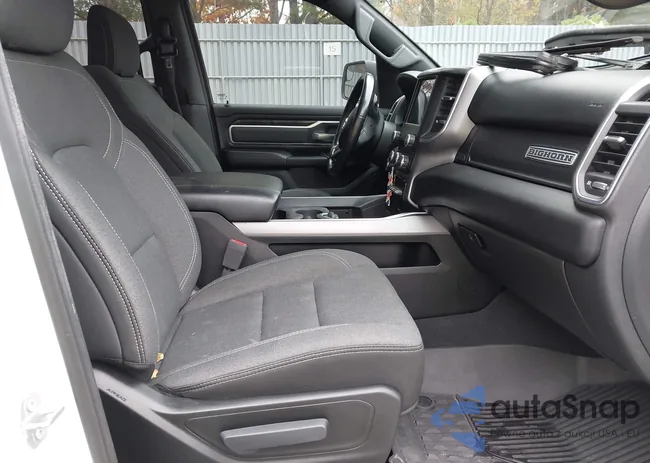 1C6SRFBT7KN557560: 43568074