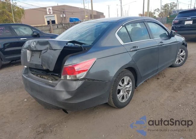 1HGCP2F44AA031747: 43568078