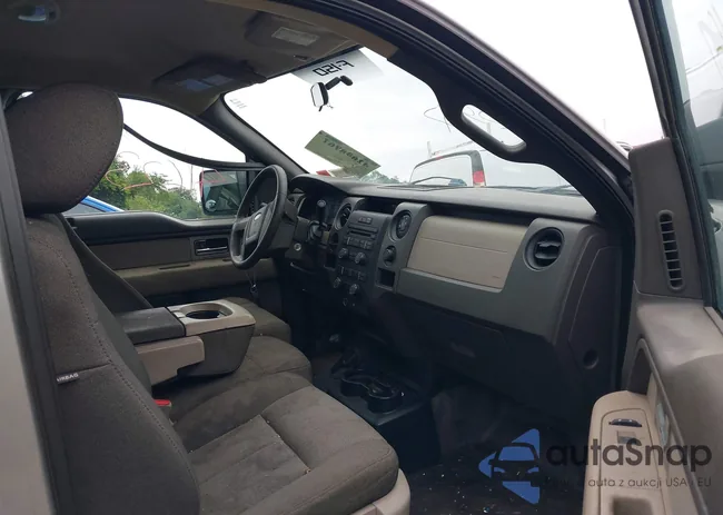 1FTRF14W49KB67005: 43568212