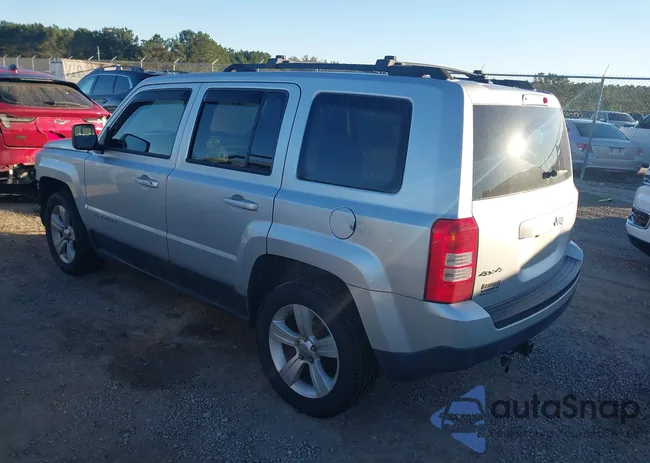 1C4NJRFB9CD650572: 43568228