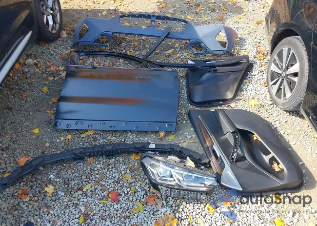 5UX53DP09R9U03203: 43568295