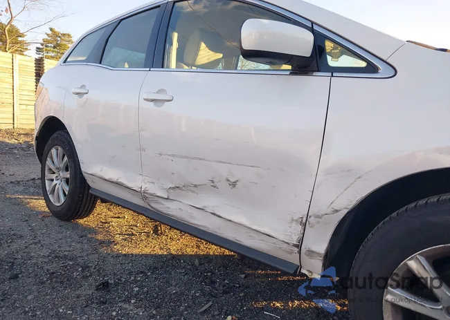 JM3ER2WM6A0352638: 43569590