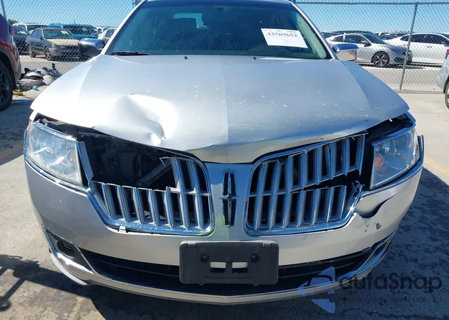 3LNHL2GC4BR773753: 43569652