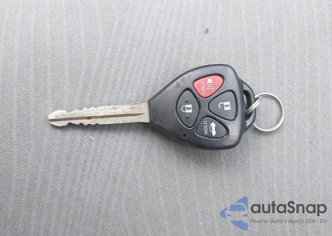 2T1BU4EE3DC074257: 43569671