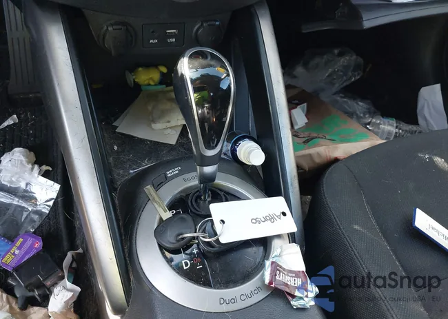 KMHTC6AD4HU308202: 43569760