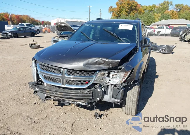 3C4PDCBG2GT141793: 43569858