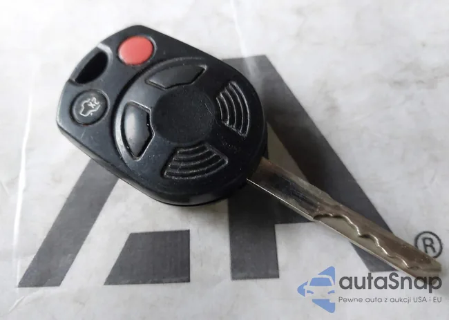 1FADP3F28EL121510: 43569871