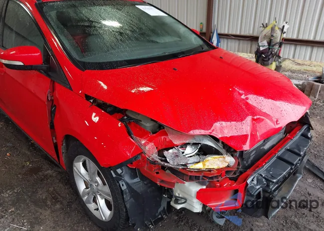 1FADP3F28EL121510: 43569871