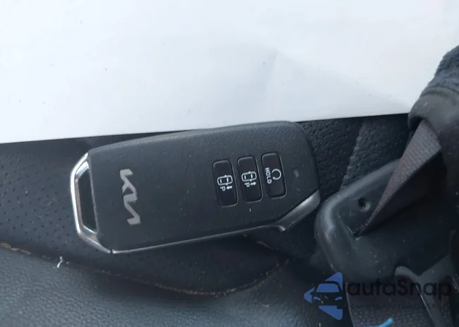 KNDPXCDG8R7128137: 43569925