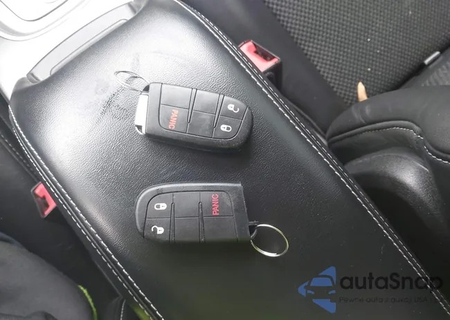 3C4PDCGG2HT625800: 43569255