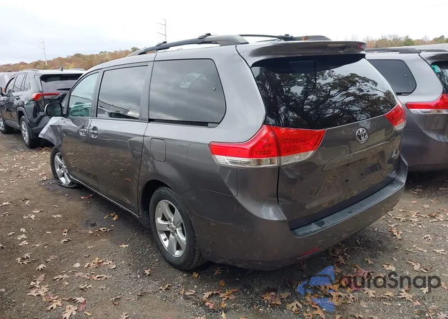 5TDKK3DC3DS376882: 43569276