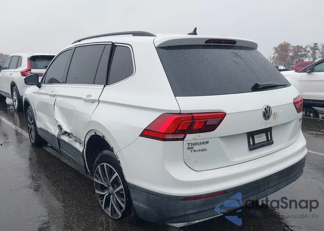 3VV2B7AX2KM049676: 43570352