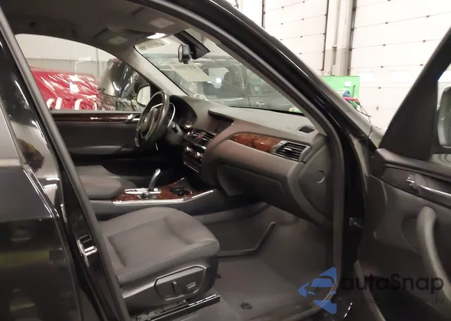 5UXWX9C54G0D71627: 43570508