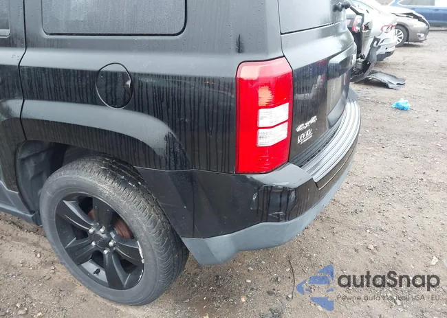 1C4NJPBA1ED694778: 43570749