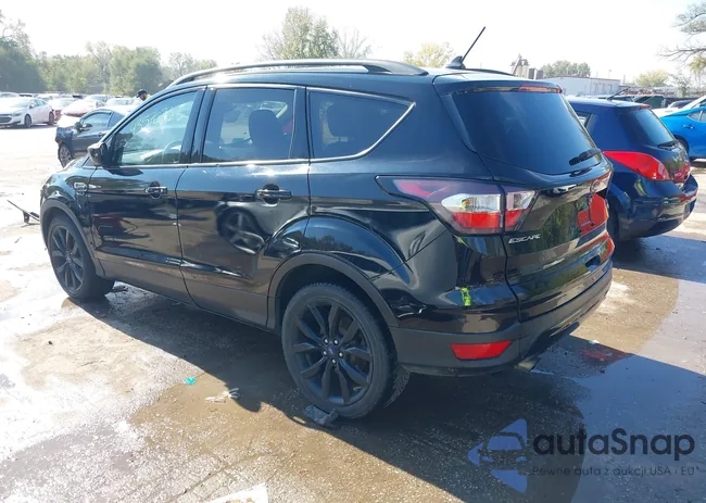 1FMCU0GD8JUA23087: 43570766