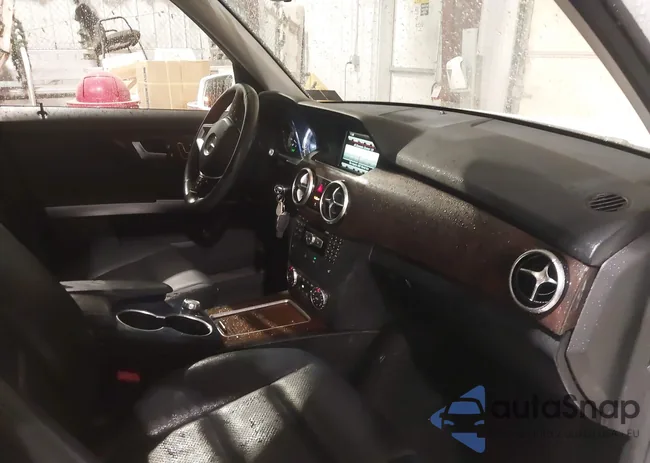 WDCGG8JB1FG438299: 43570801