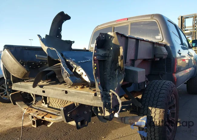 3TMJU4GN2BM112932: 43570174