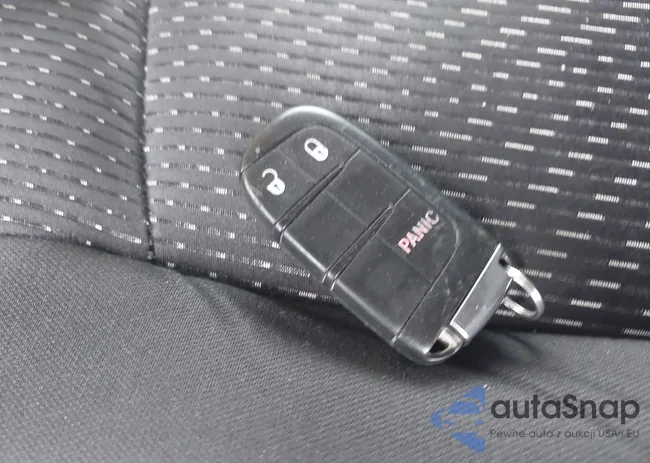 3C4PDCAB7HT638605: 43570195